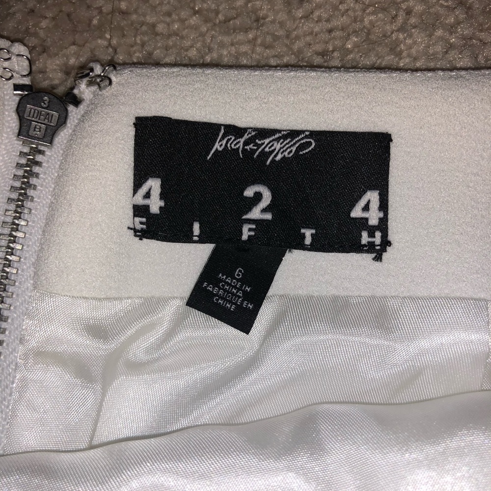 424 FIFTH Lord and Taylor Embroidered skirt - Picture 5 of 5